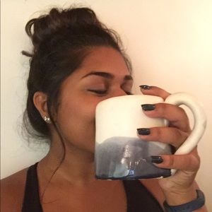 Meet your Posher, Kavya